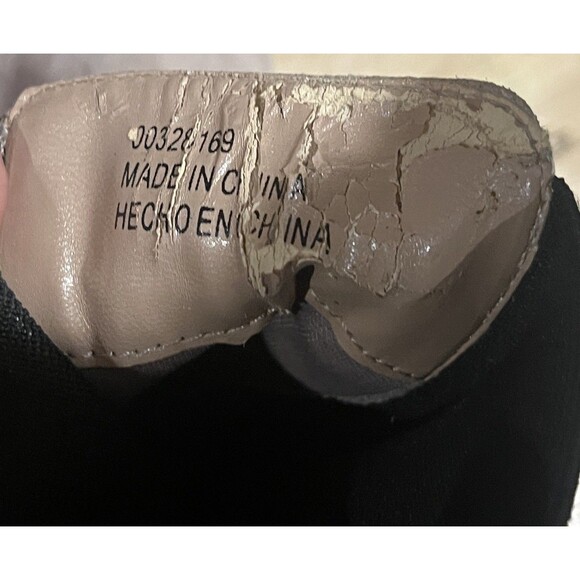 Forever 21 Chelsea Boots Pointed Toe Suede Heeled Size Womens 6 - Picture 10 of 11